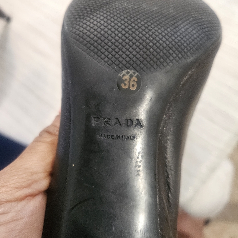 Prada black heels - Picture 7 of 13